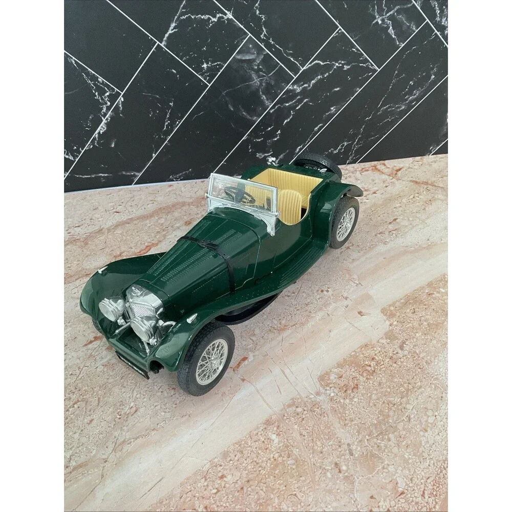 Jaguar SS 100 Burago made in Italy diecast